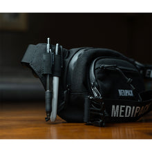 Load image into Gallery viewer, Black Fanny Pack